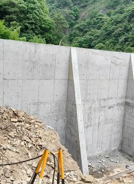 池州重力式挡土墙